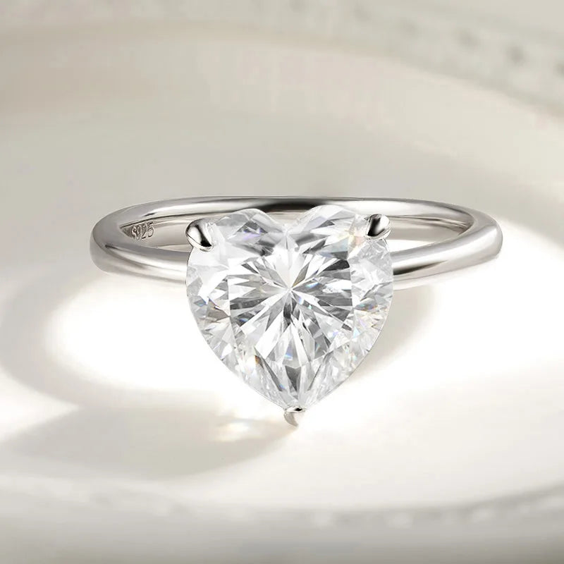 Maeve Heart Moissanite Rings