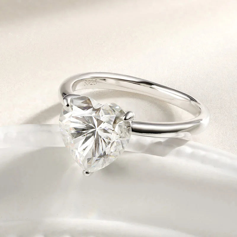 Maeve Heart Moissanite Rings