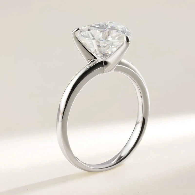 Maeve Heart Moissanite Rings